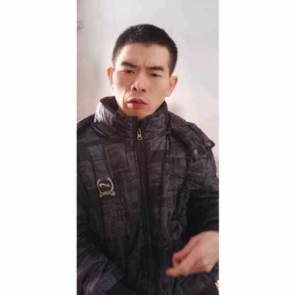 33岁岁四川单身帅哥 - 临高吉缘网