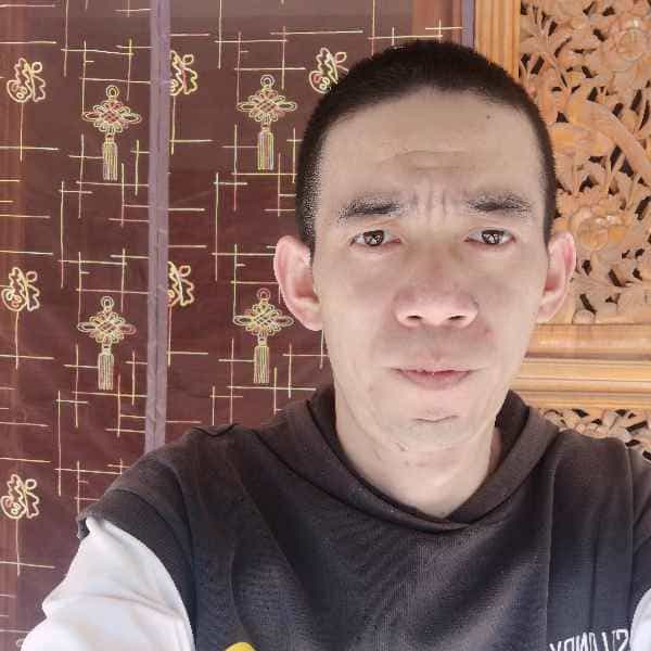 37岁岁云南单身帅哥 - 临高吉缘网