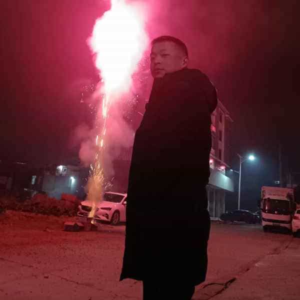 38岁岁四川单身帅哥 - 临高吉缘网