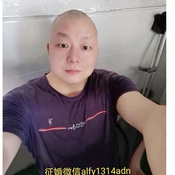 45岁岁湖南单身帅哥 - 临高吉缘网