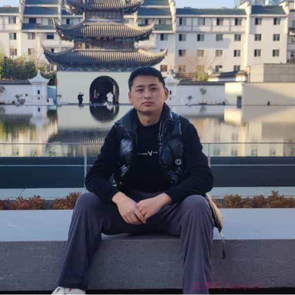 31岁岁湖北单身帅哥 - 临高吉缘网